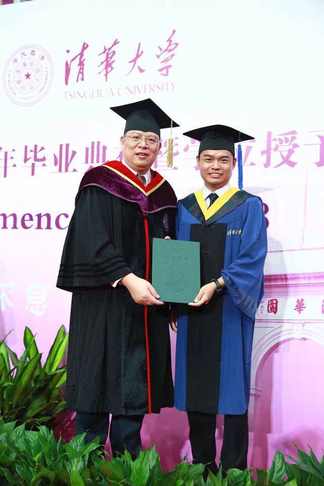 刘家振.jpg