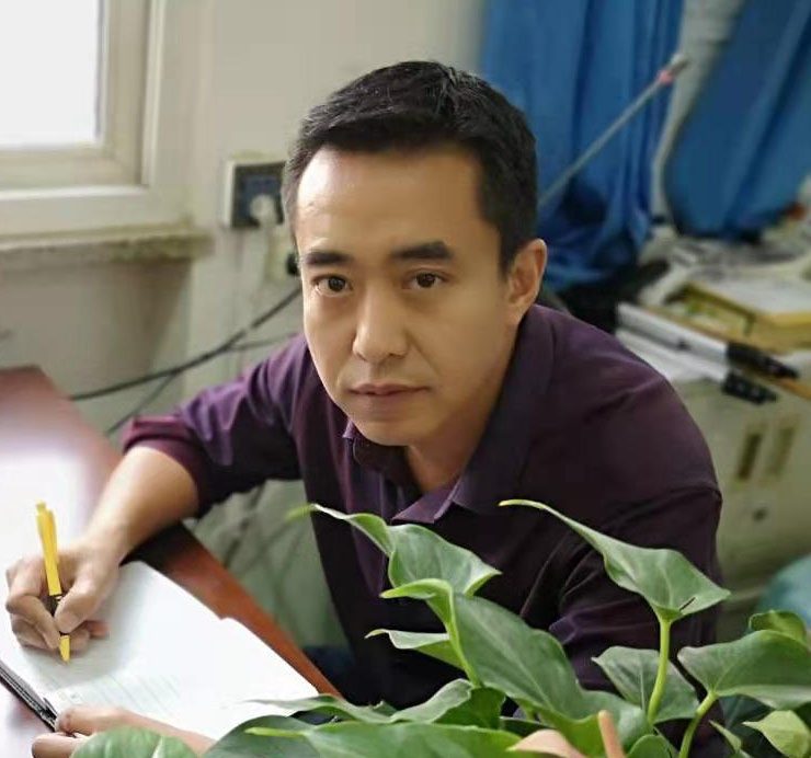 崔金栋.jpg