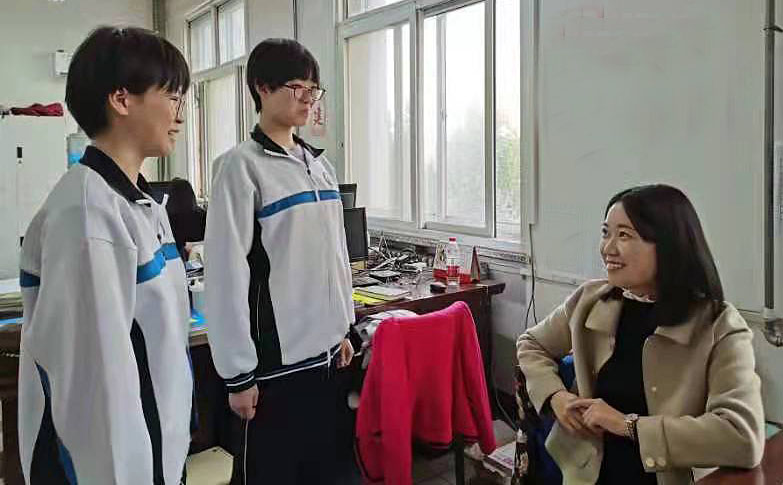 董晓1.jpg
