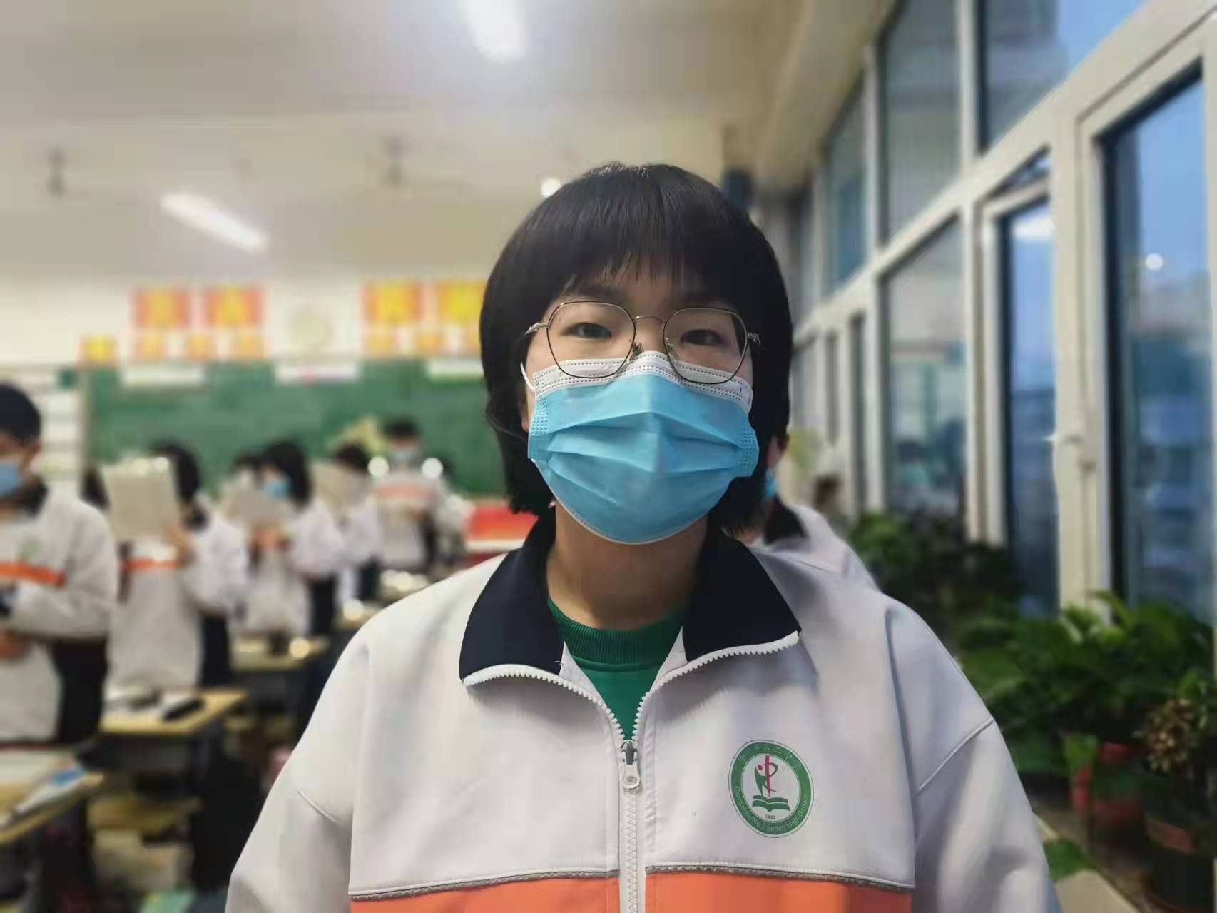 吕凤蕊.jpg