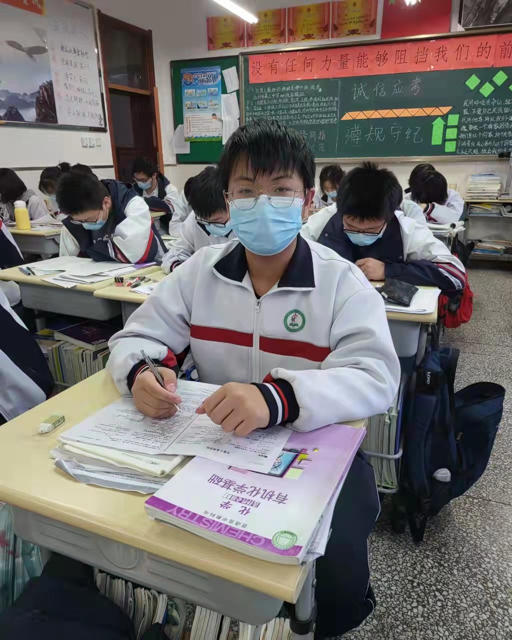 王伟博.jpg