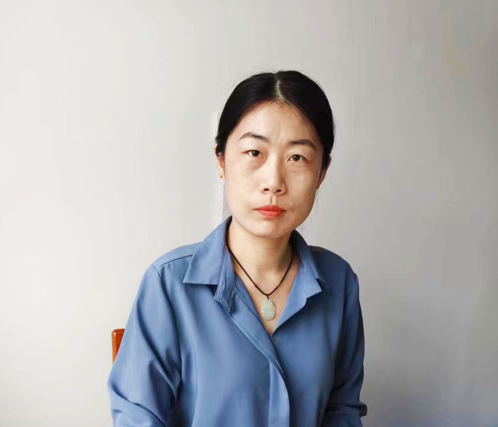张艳.jpg