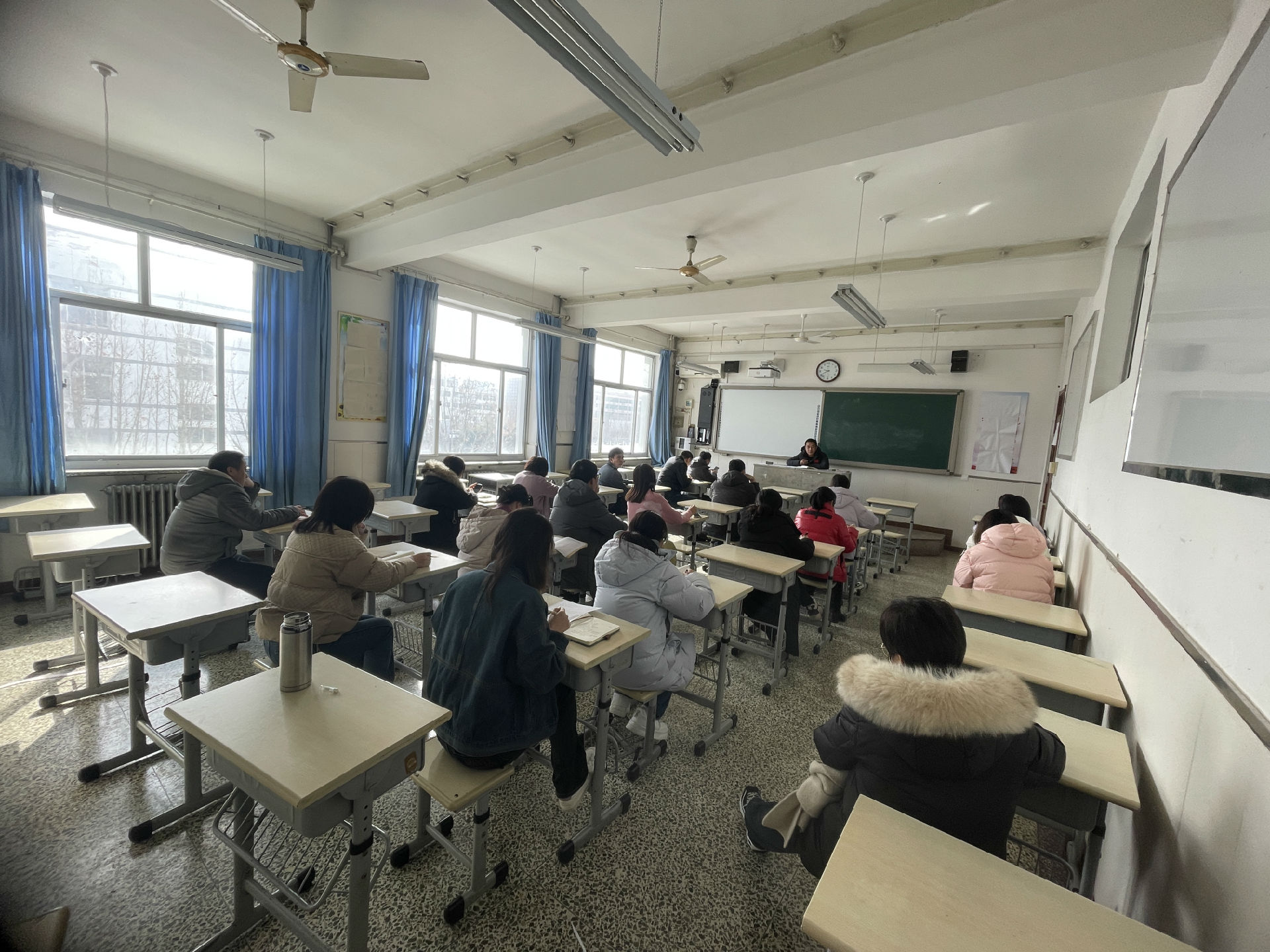 4班主任会.jpg