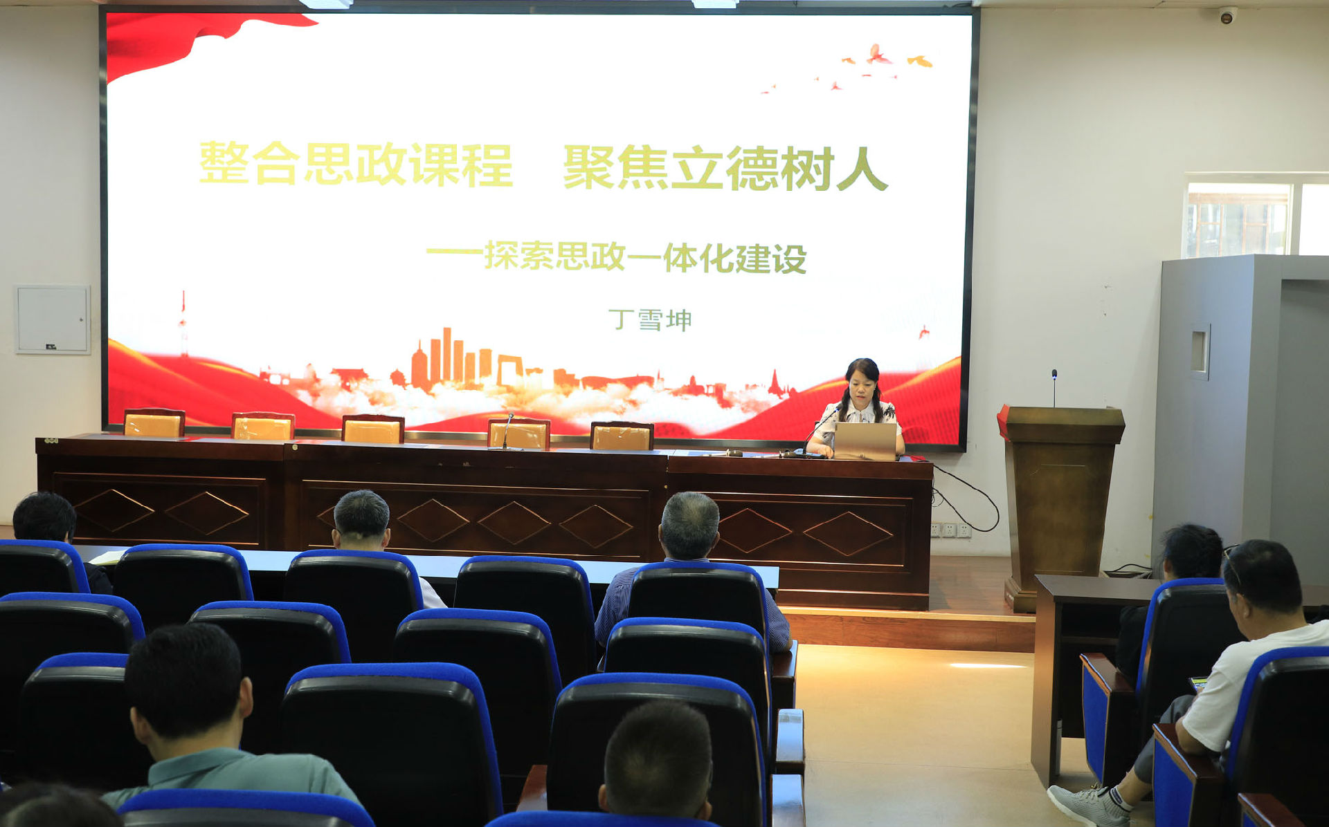 1.jpg 图片
