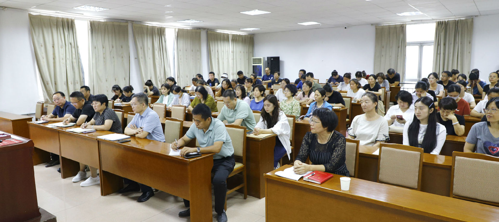 2.jpg 图片