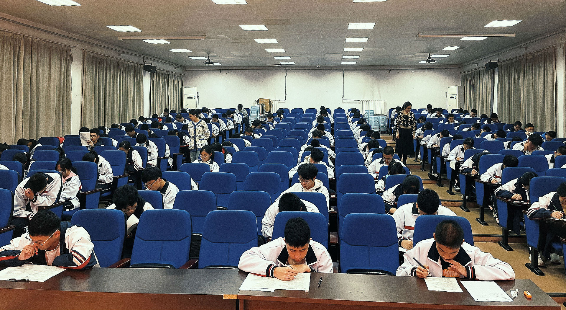 1.jpg 图片
