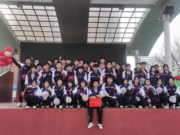 高三16班.jpg