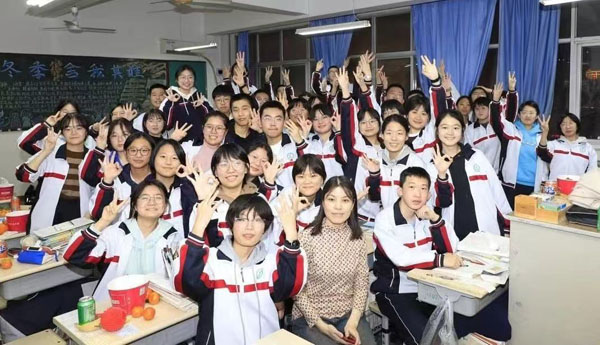 1.jpg 1.jpg