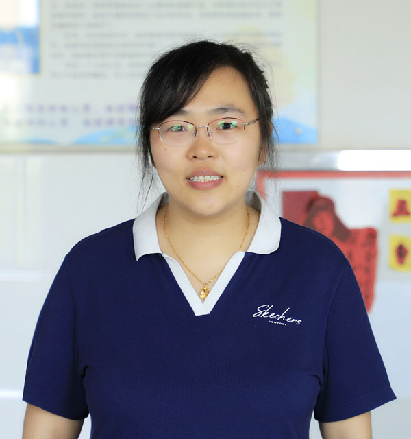 李婧1.jpg